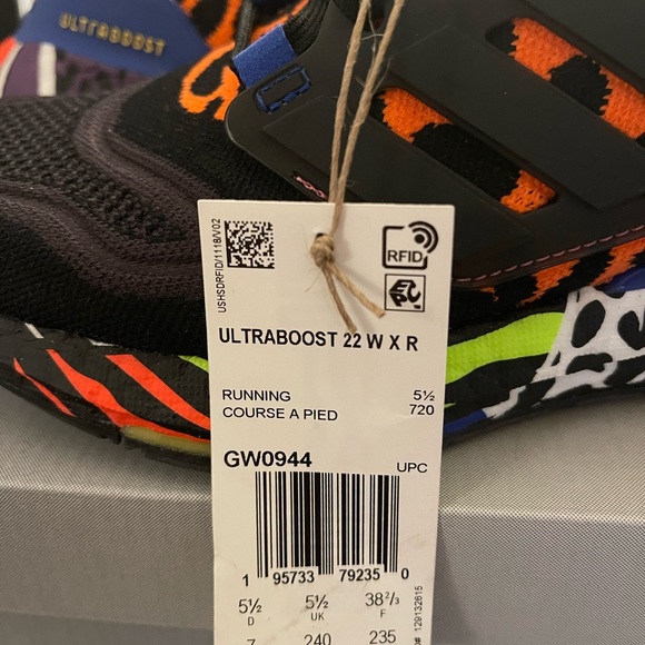 Adidas ULTRABOOST 22 X RICH MNISI SHOES - Picture 8 of 10